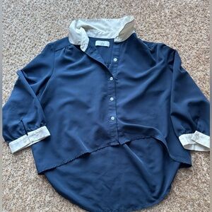 Dolce Vita Navy Button Down Size Medium Shorter Length In The Front